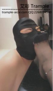 vivi女上司调教脚奴