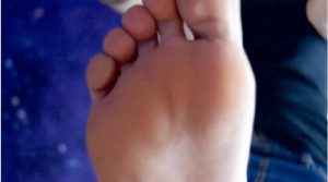 芳芳POV第一视角踩踏-BT2020-0008