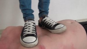 Foot Fetish Beauties系列 黑色帆布鞋调皮碾踩