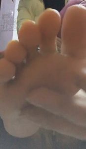 皮裤玉足农家乐里坐脸窒息足深喉調教