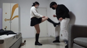 【LING】踢裆还债，抽到几就踢你几下！-97LZTD-35892